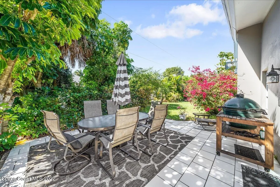 Photo of 311 Cocoa Avenue