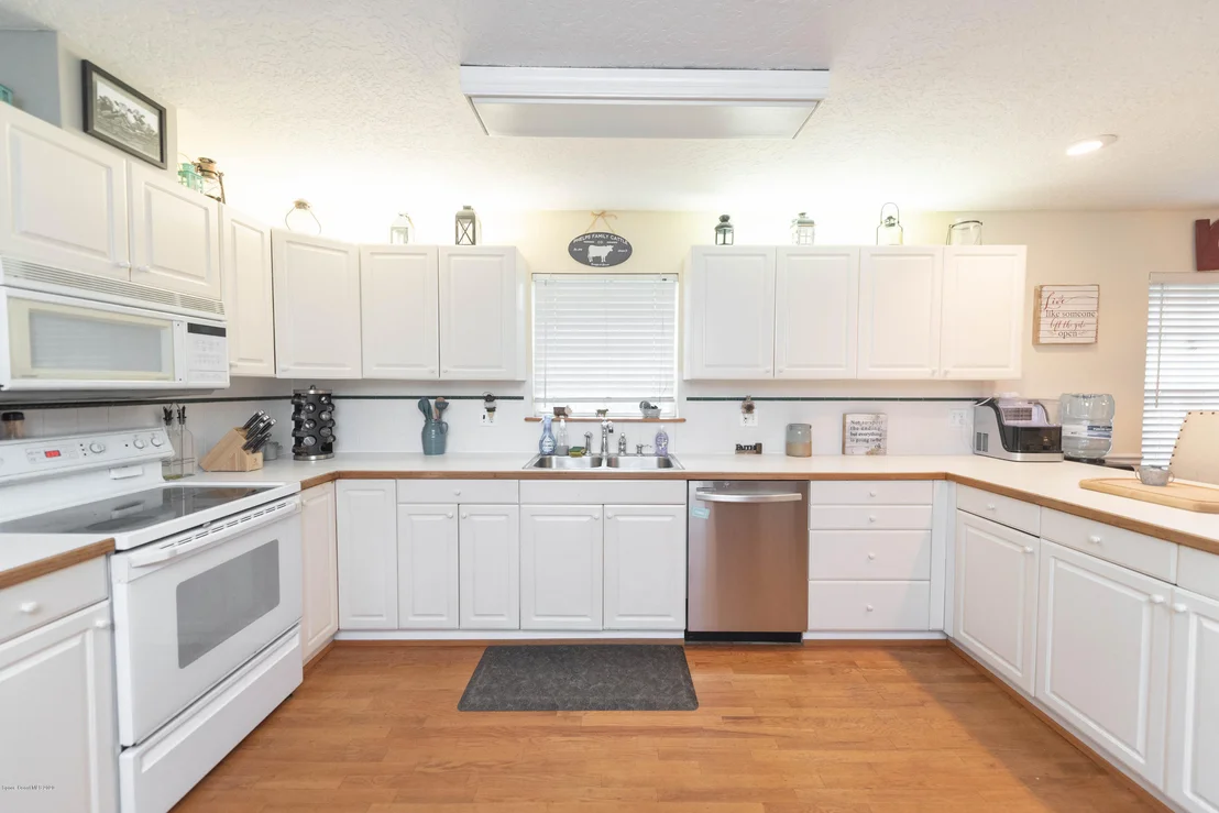 Photo of 4825 Rayburn Road
