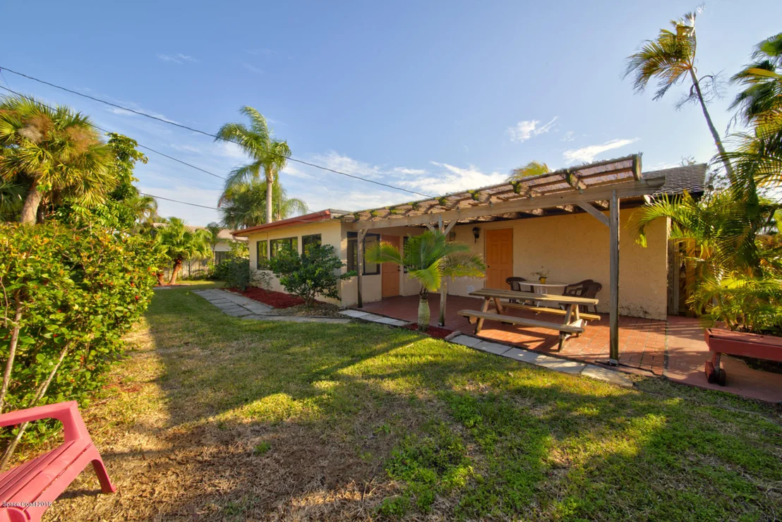 Photo of 356 Dorset Drive