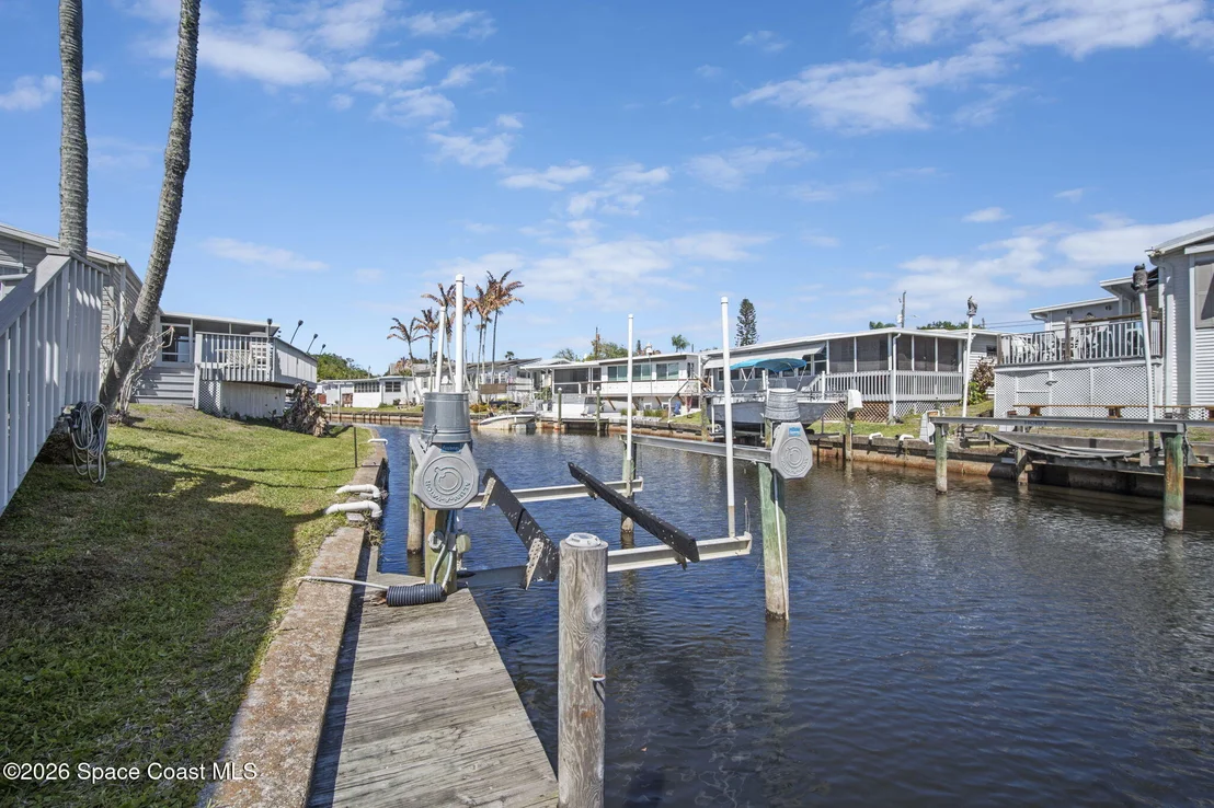 Photo of 2966 Indian River Drive NE