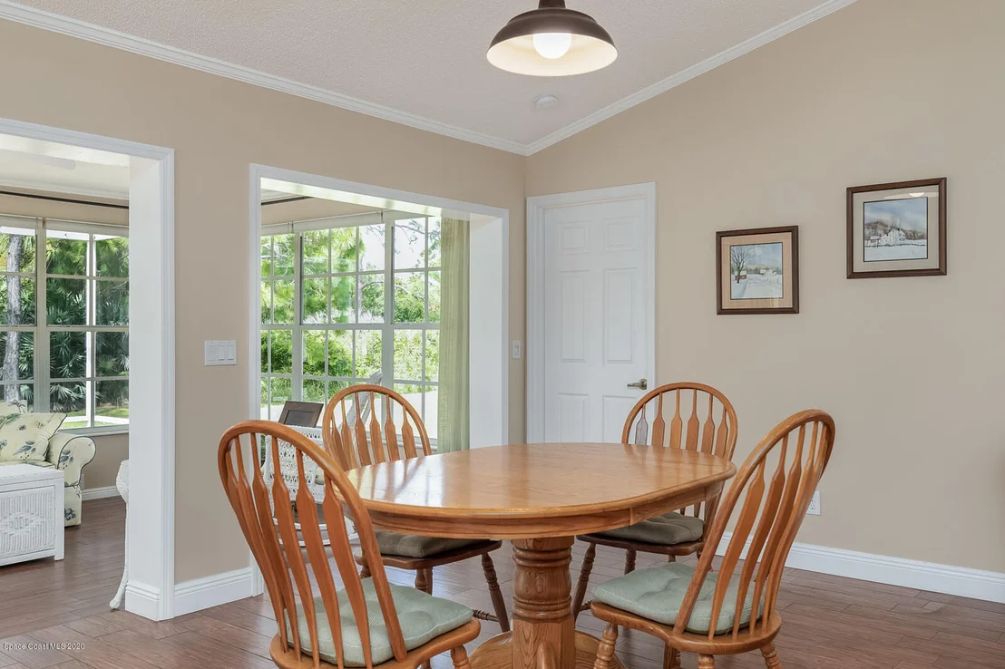 Photo of 1879 Sun Gazer Drive