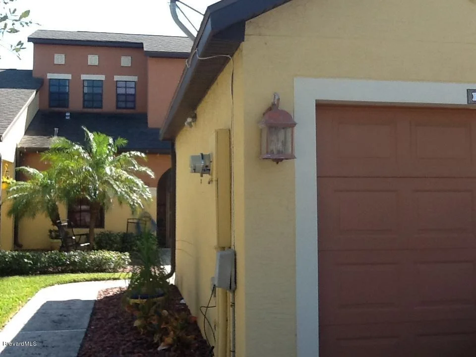 Photo of Unit 103 at 1070 Luminary Circle