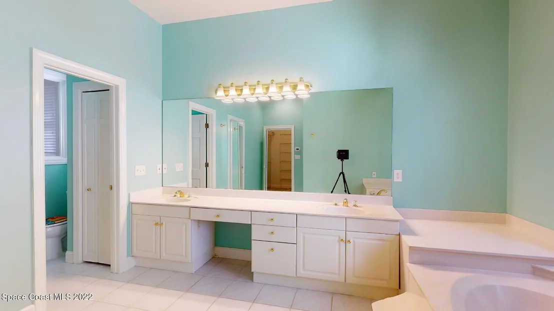 Photo of 3935 Hidden Oaks Lane
