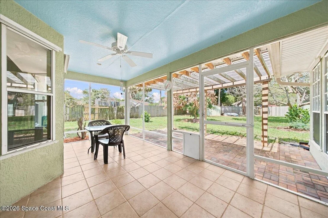 Photo of 813 Emerald Way