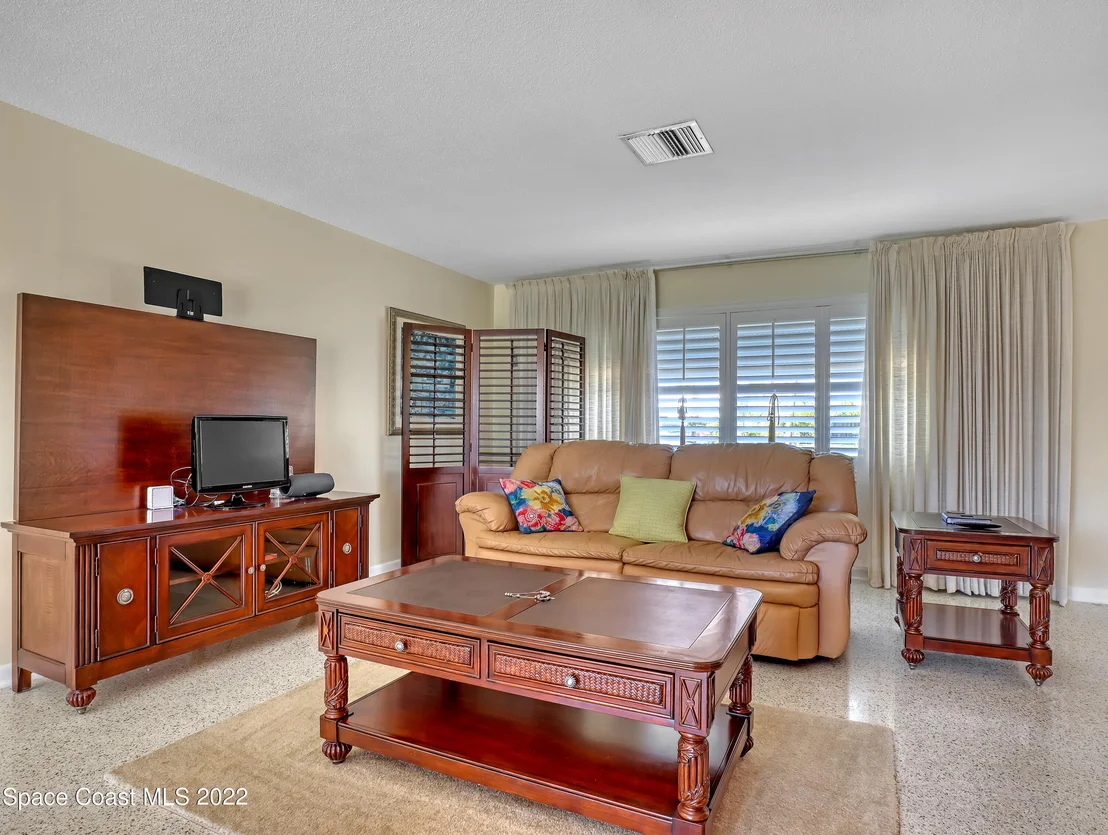 Photo of 367 Dorset Drive