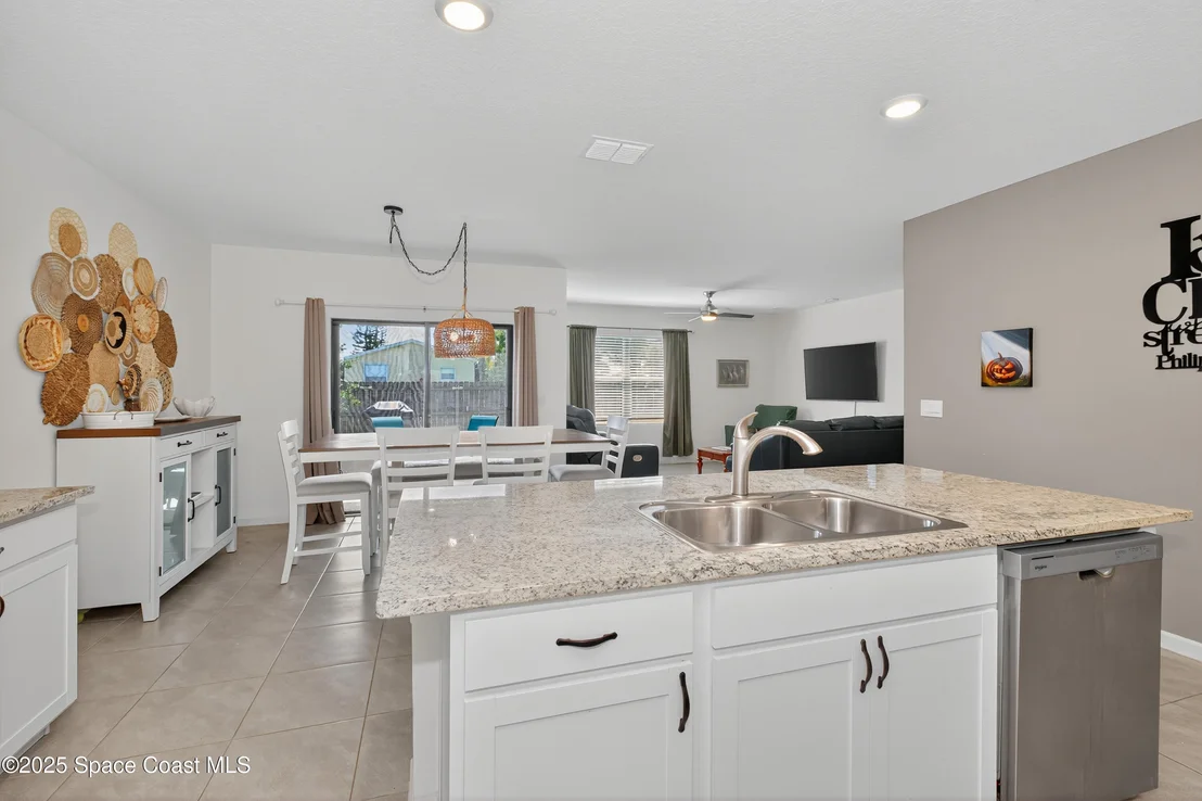 Photo of 6575 Topaz Drive