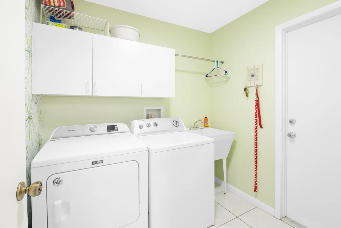 Photo of 849 Gardener Road