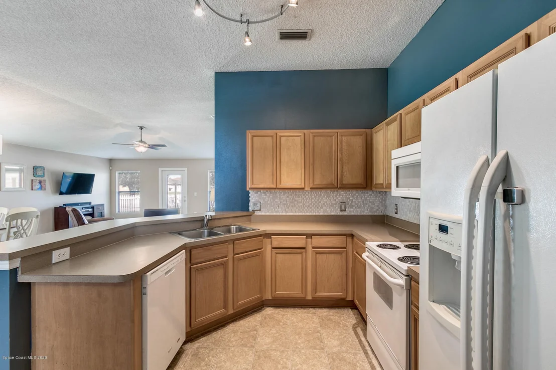 Photo of 2331 Bridgeport Circle