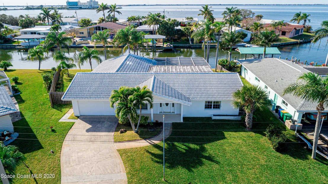 Photo of 452 Dorset Drive
