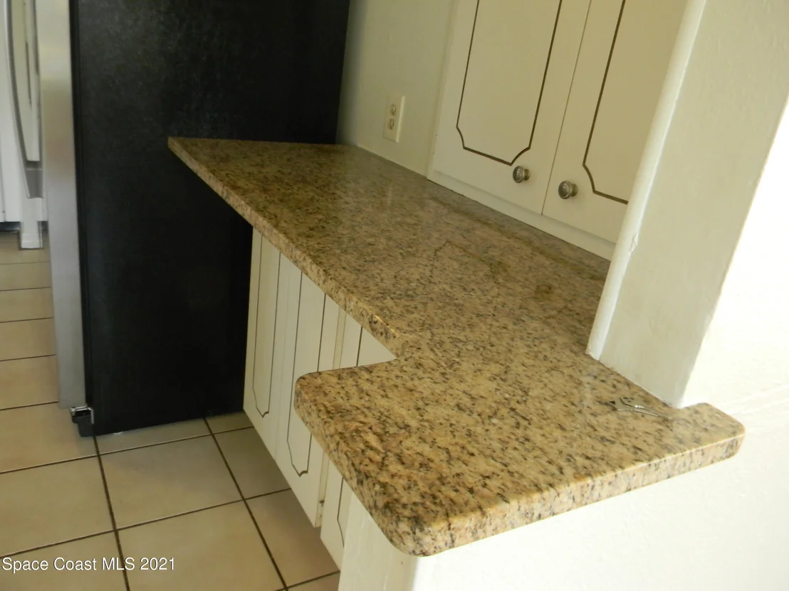 Photo of 2132 Lakeview Drive