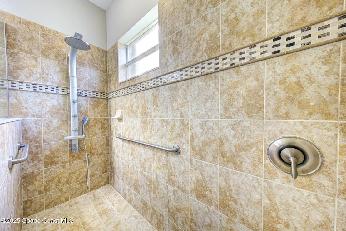 Photo of 3352 Russ Place