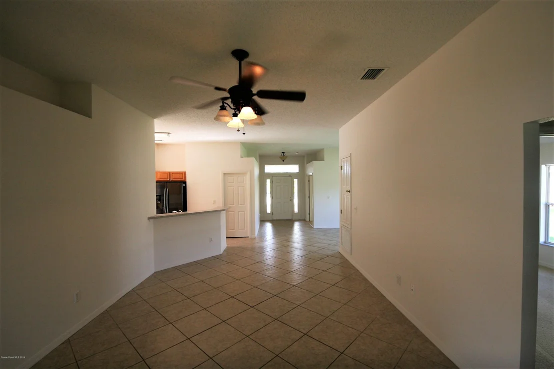 Photo of 1433 Hemingway Boulevard