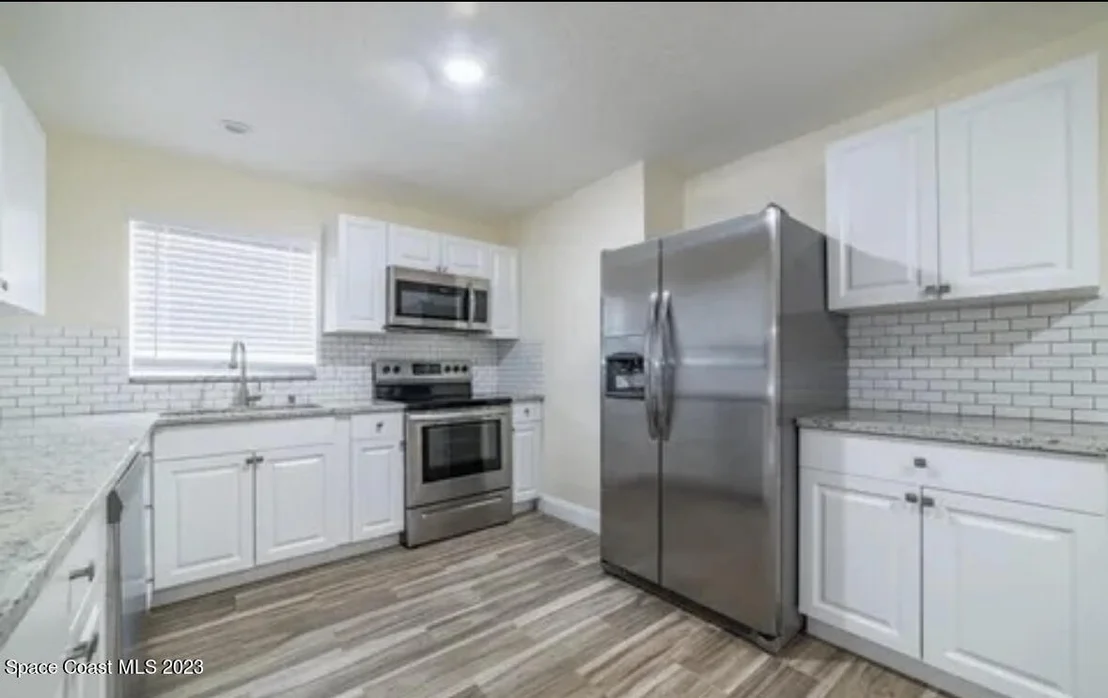 Photo of 1438 Albert Drive