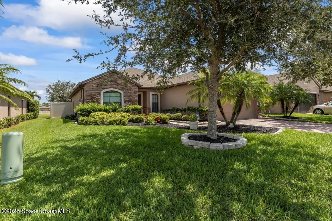 Photo of 1071 Dillard Drive SE