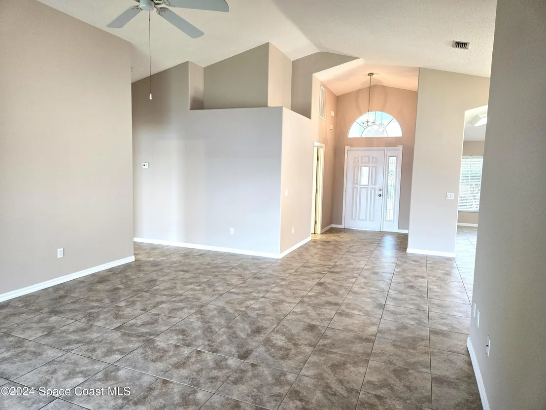 Photo of 2672 Vining Street