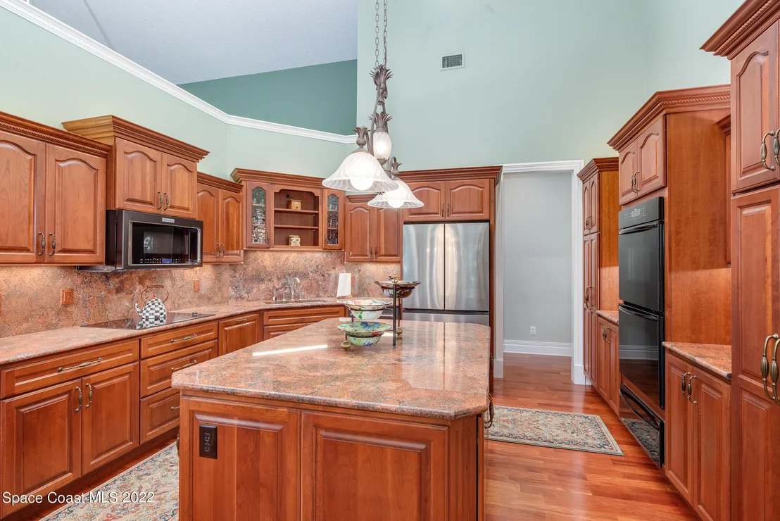 Photo of 3685 Oak Lane