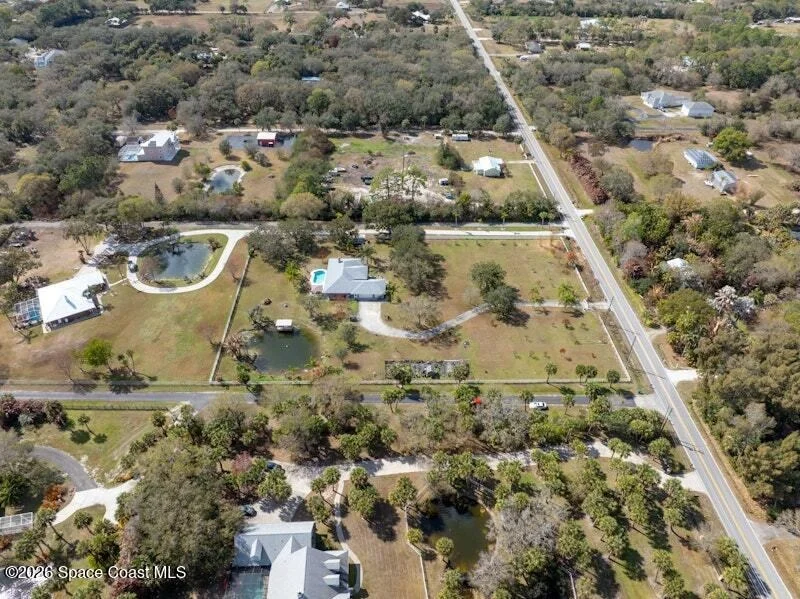 Photo of 3375 Hield Road