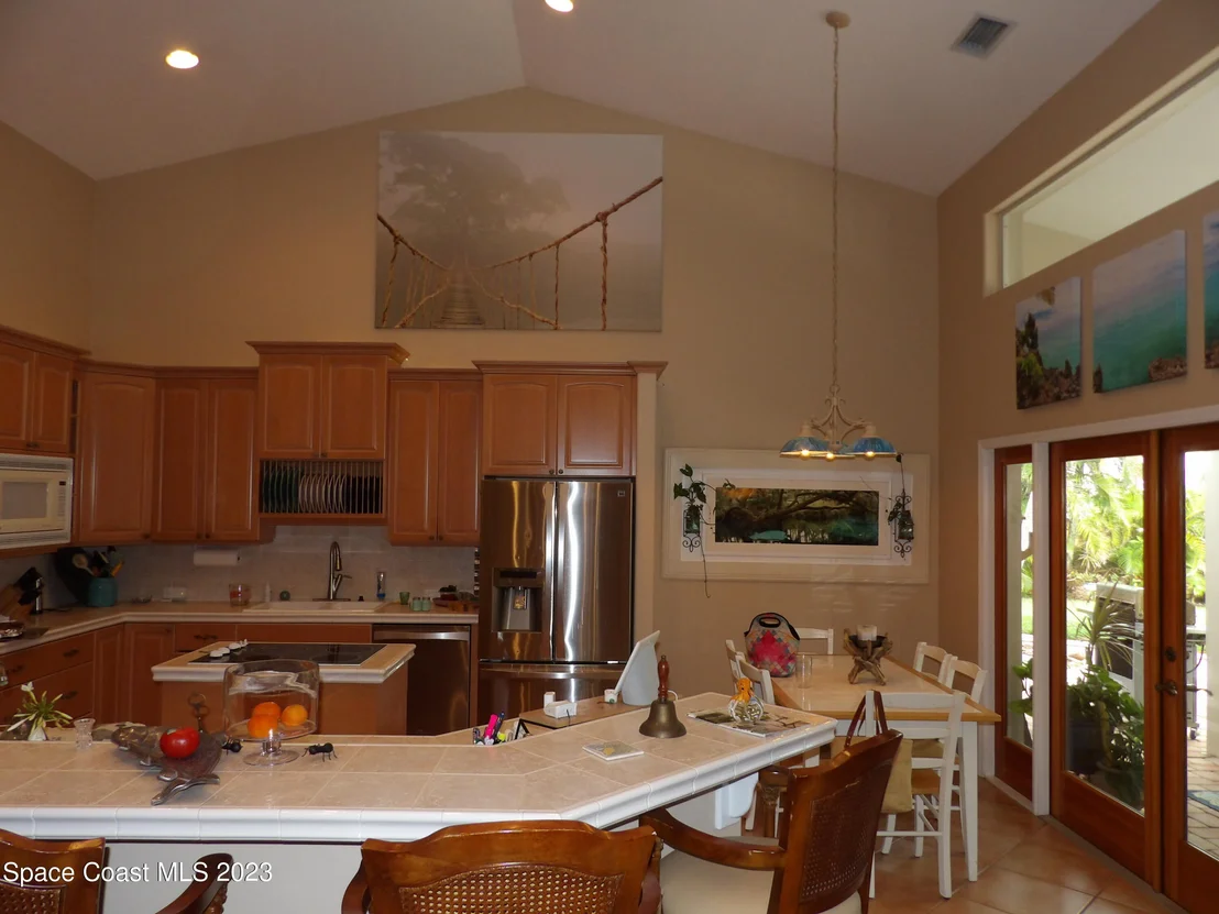Photo of 401 Mosswood Boulevard