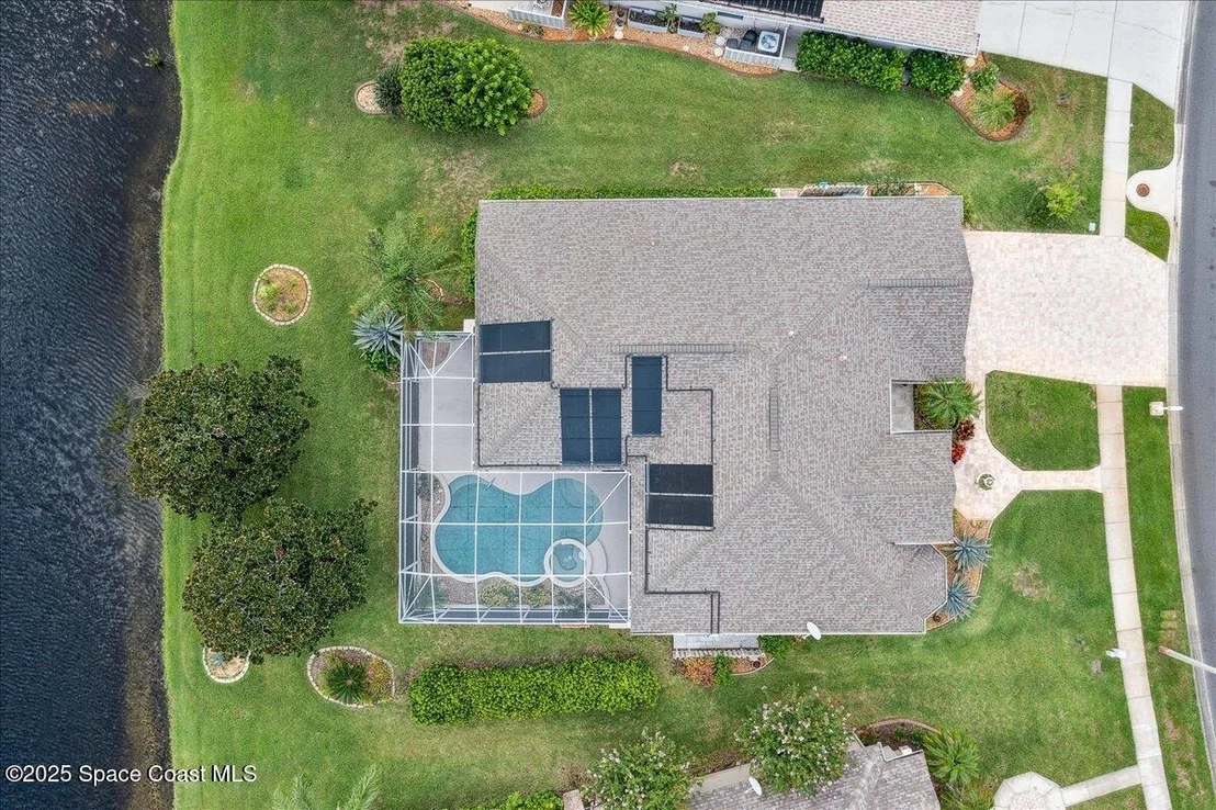 Photo of 827 Thrasher Drive