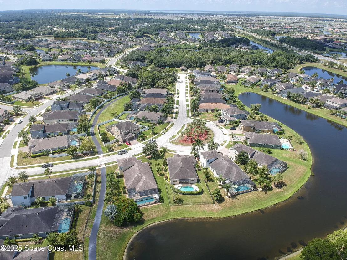 Photo of 8553 Drayton Circle