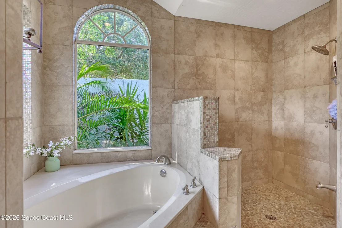 Photo of 402 Peregrine Drive