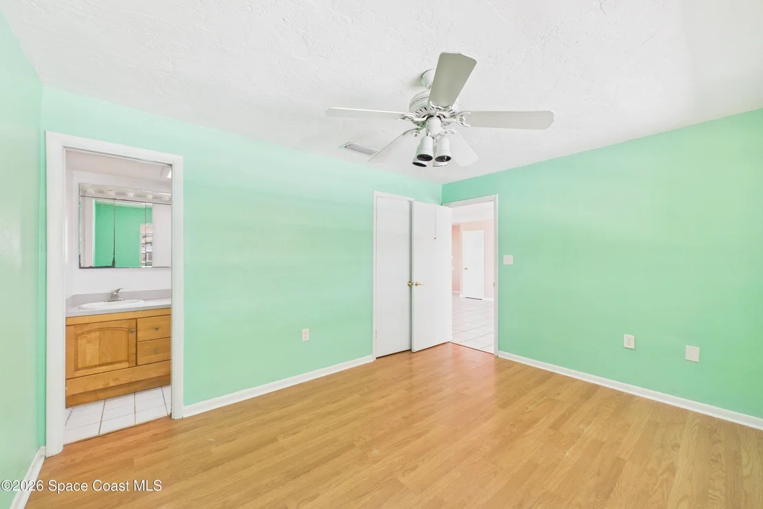 Photo of 406 Sandpiper Drive