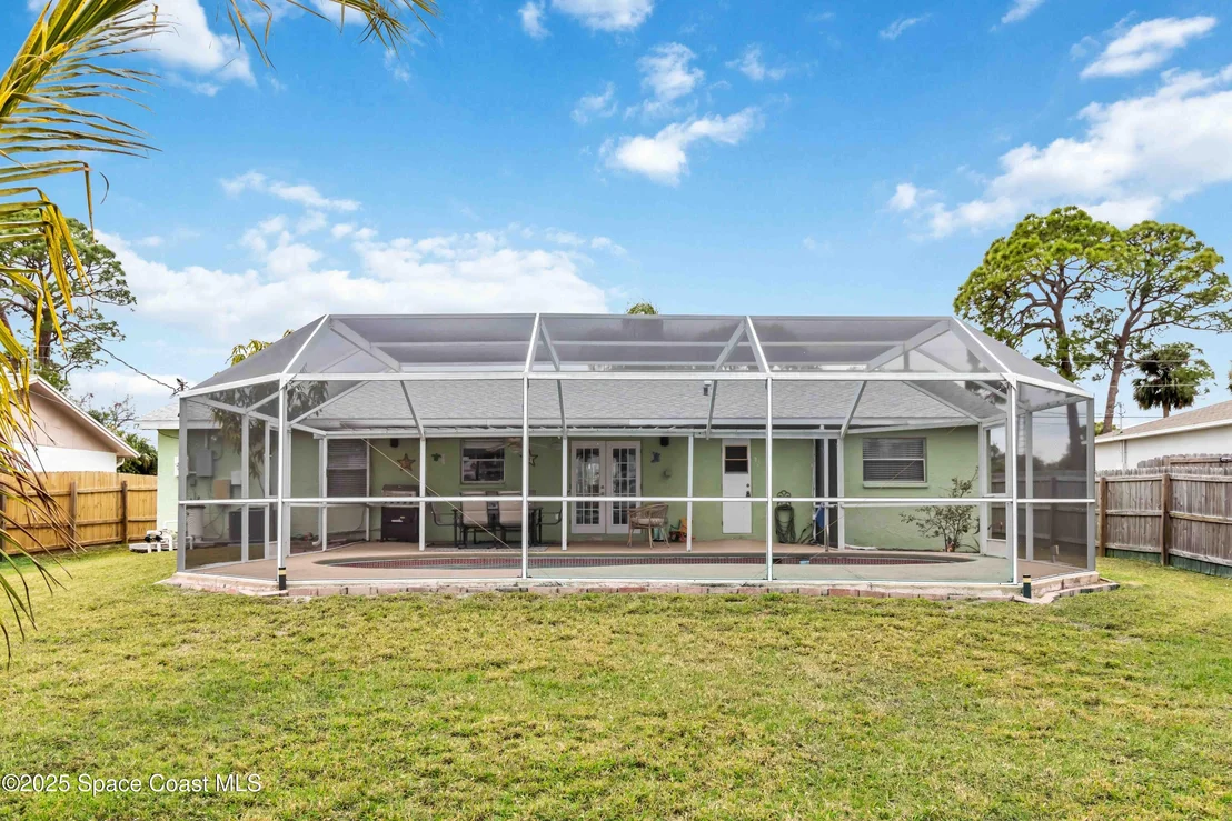 Photo of 215 Capron Road