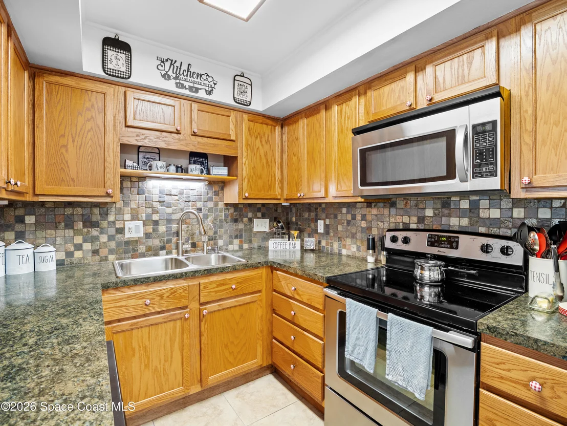 Photo of 761 Ixora Drive
