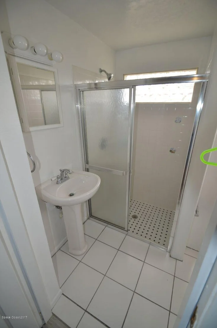 Photo of 1138 Pinetree Drive