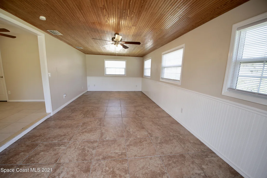 Photo of 918 Bermuda Avenue