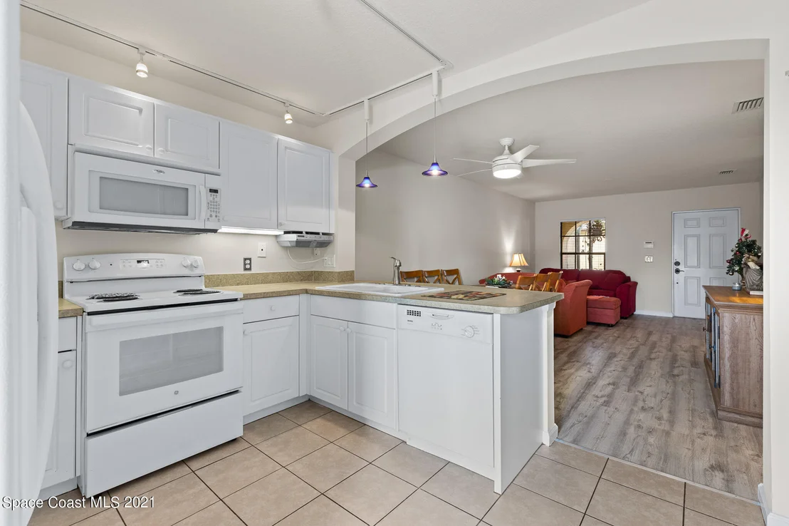 Photo of Unit 105 at 1160 Luminary Circle