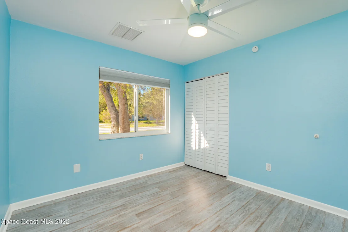 Photo of 1290 Bard Lane NE