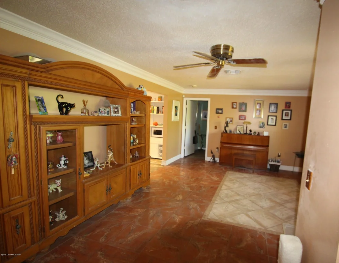 Photo of 1175 Marie Street