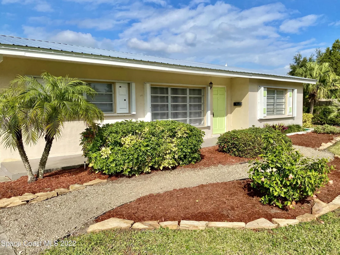 Photo of 2332 Saint Andrews Circle