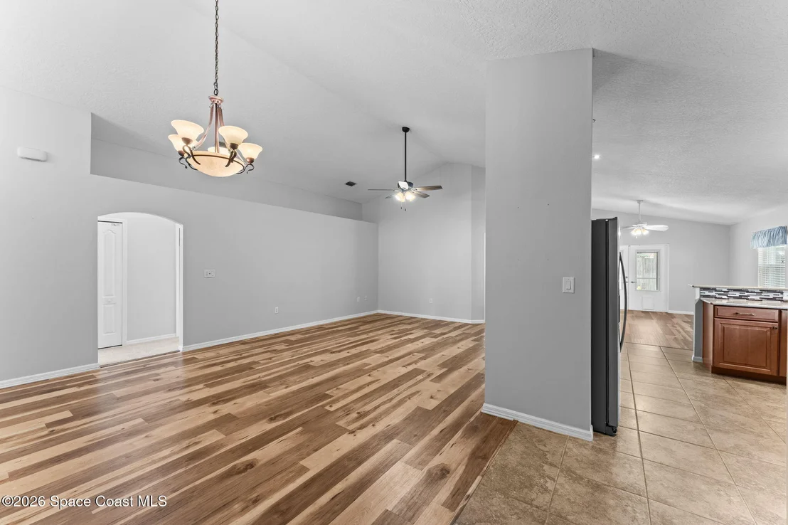 Photo of 1227 Creek Side Circle