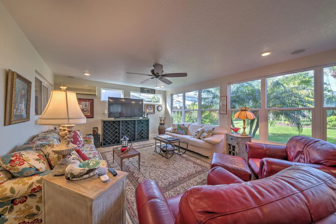 Photo of 346 Brightwaters Drive