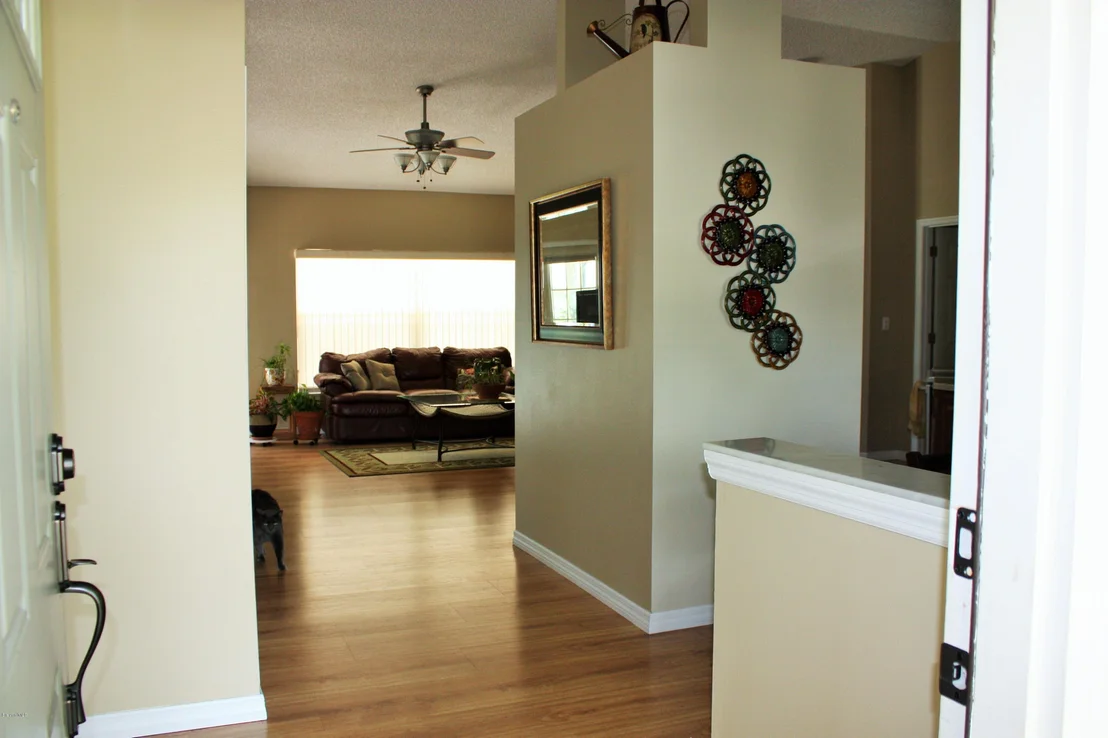 Photo of 562 Deerfield Drive