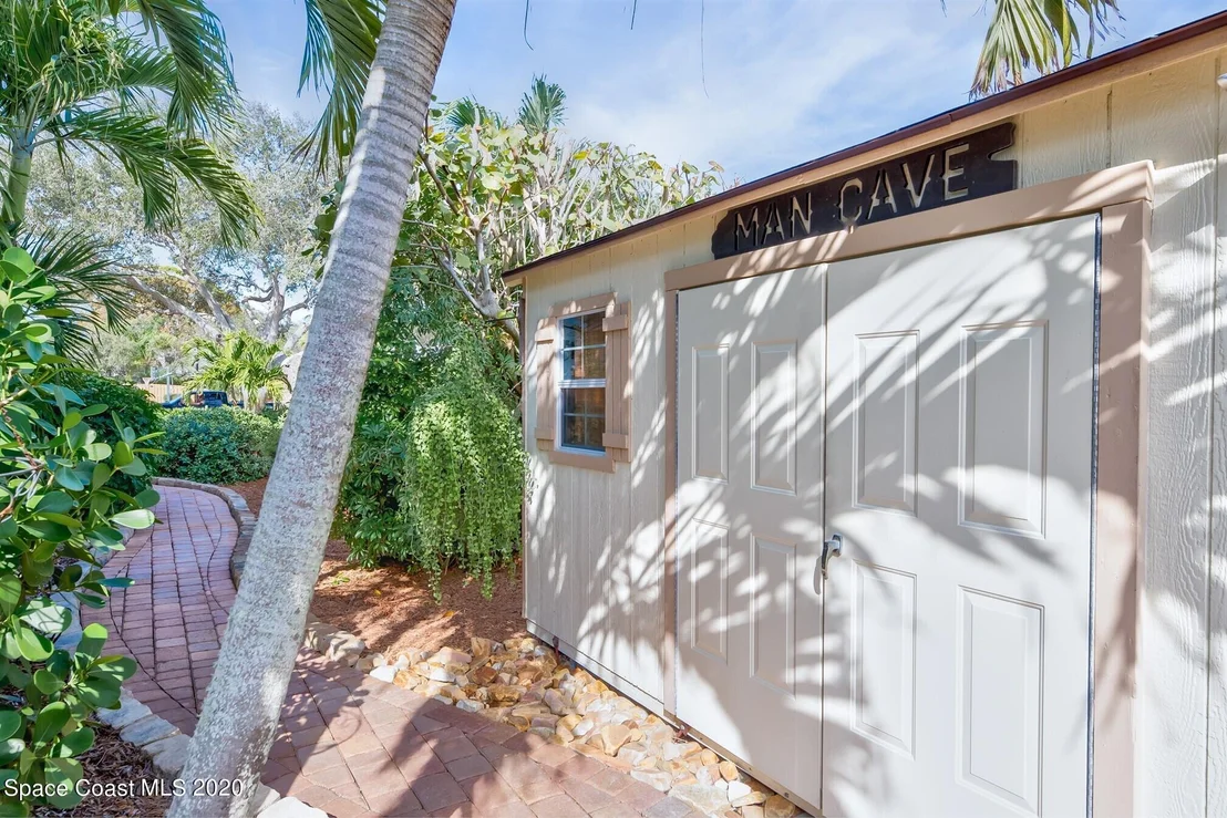 Photo of 569 Hummingbird Drive