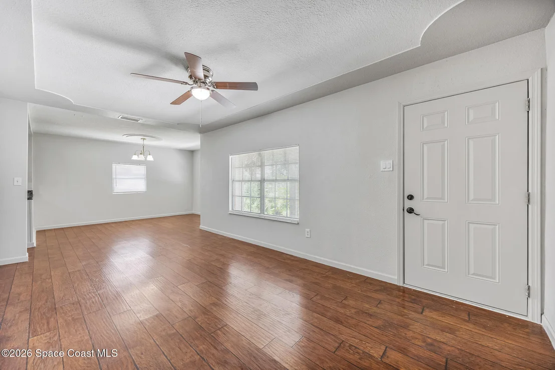 Photo of 2254 Pelham Street NE