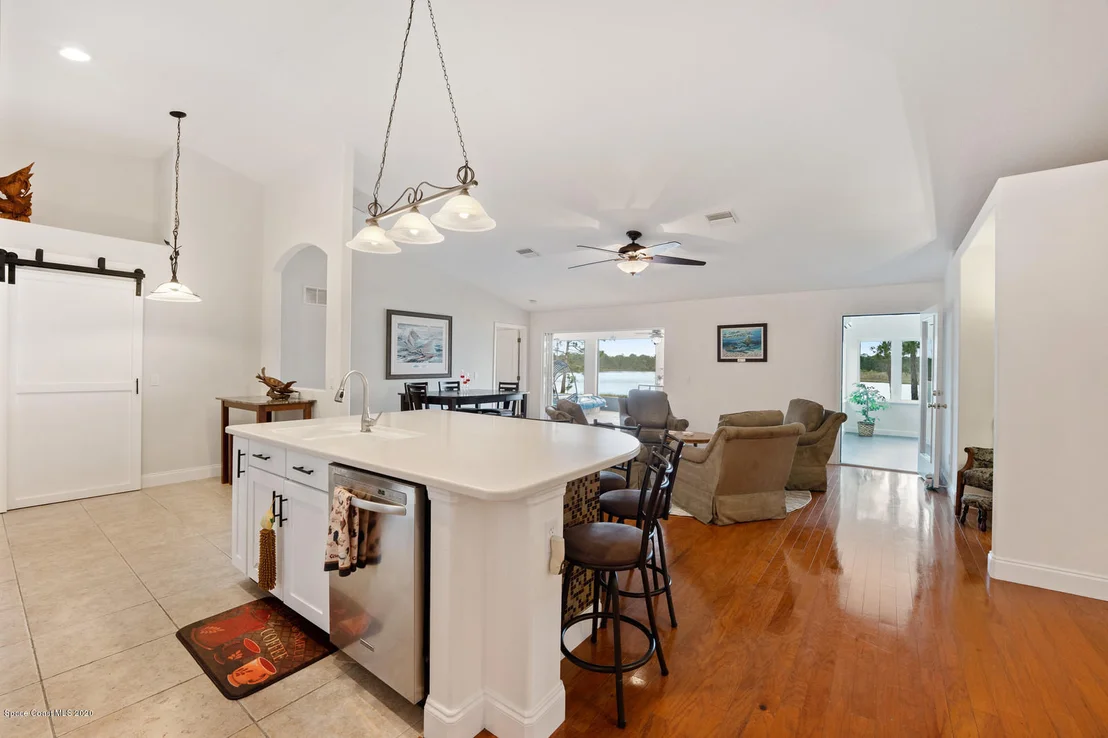 Photo of 1301 Grant Road