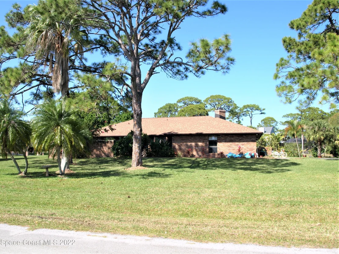 Photo of 3500 Reef Place