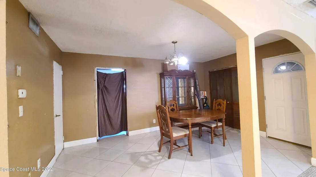 Photo of 1108 Myrtle Lane
