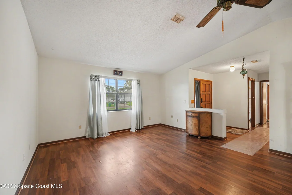 Photo of 5410 Holden Road