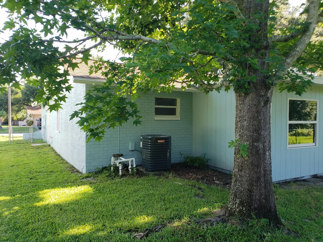 Photo of 2863 Wright Avenue