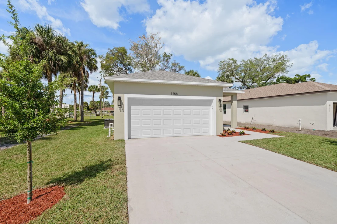 Photo of 1758 Academy Drive