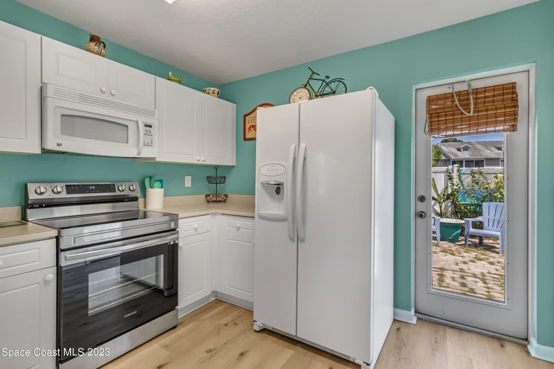 Photo of Unit 101 at 910 Luminary Circle