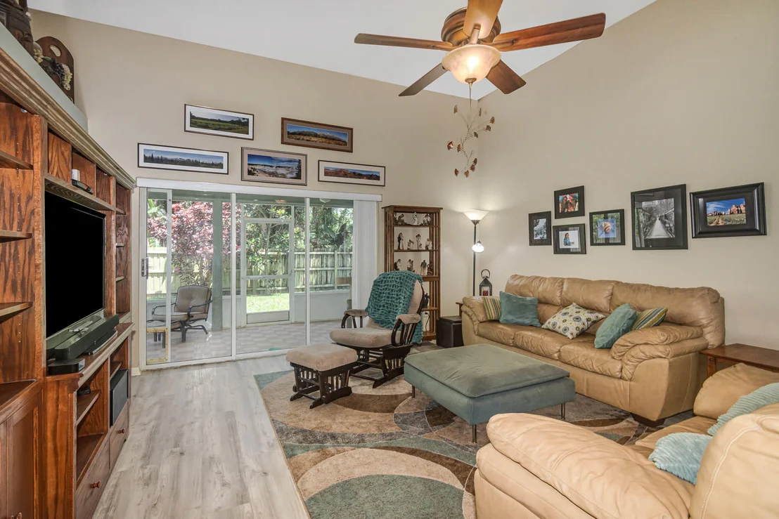 Photo of 1630 Rustic Way