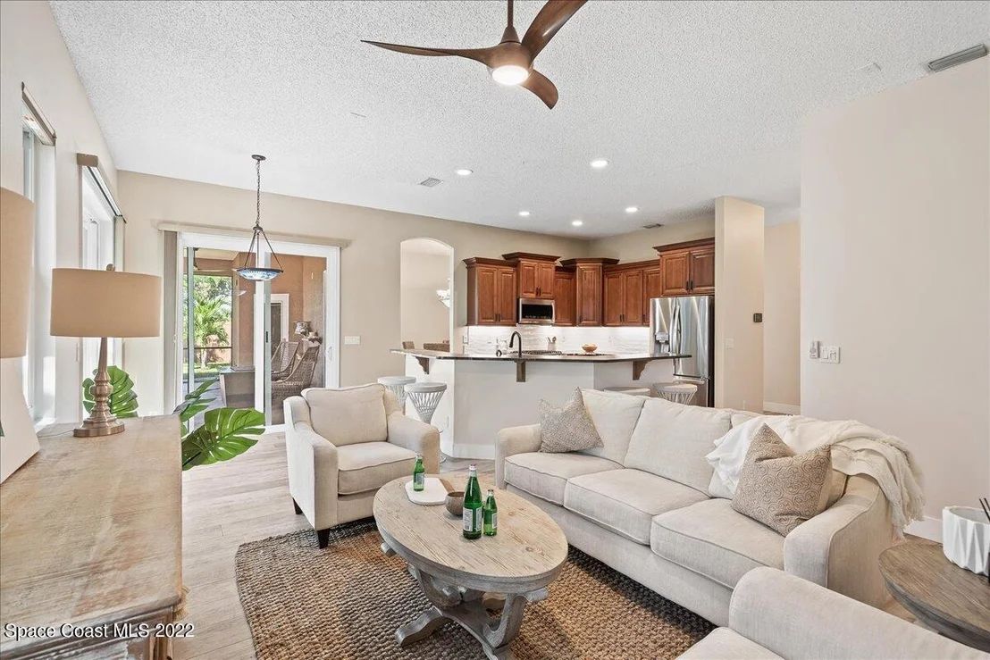 Photo of 5142 Cocoplum Avenue