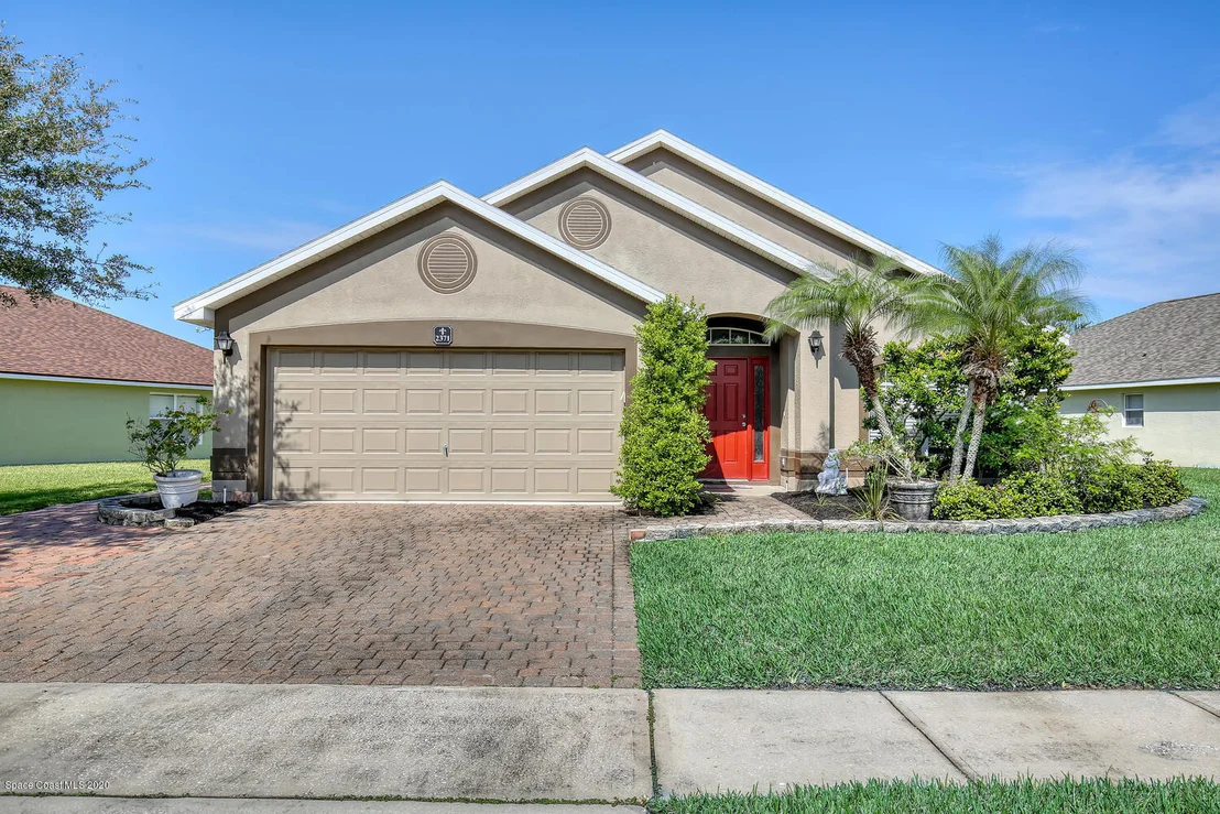 Photo of 2371 Bridgeport Circle