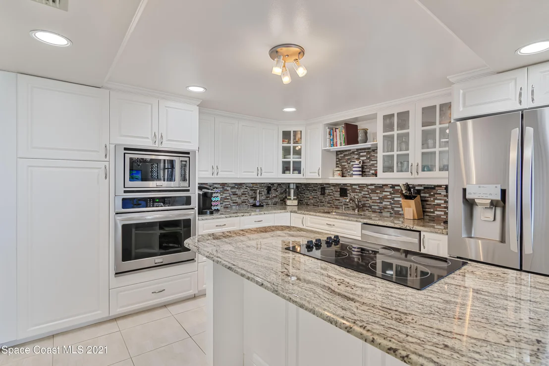 Photo of Unit PHA2 at 3100 N Highway A1a